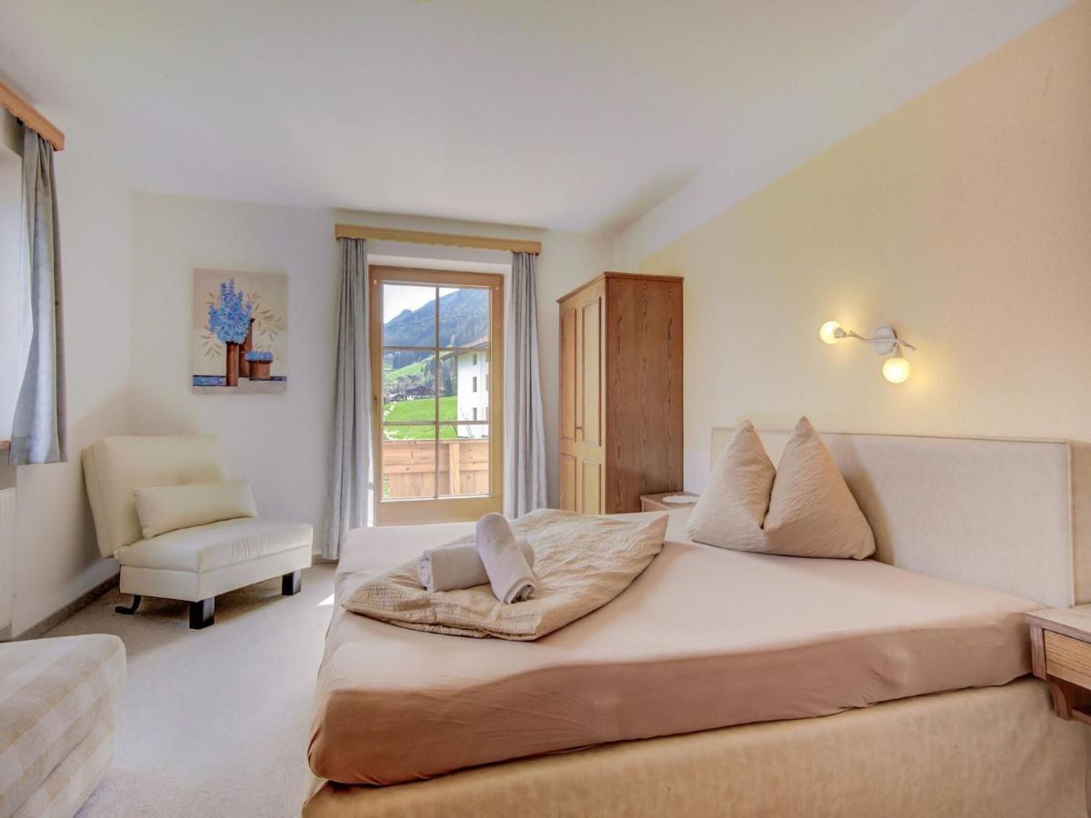 Attractive Apartment In Hainzenberg With Ski Room Extérieur photo