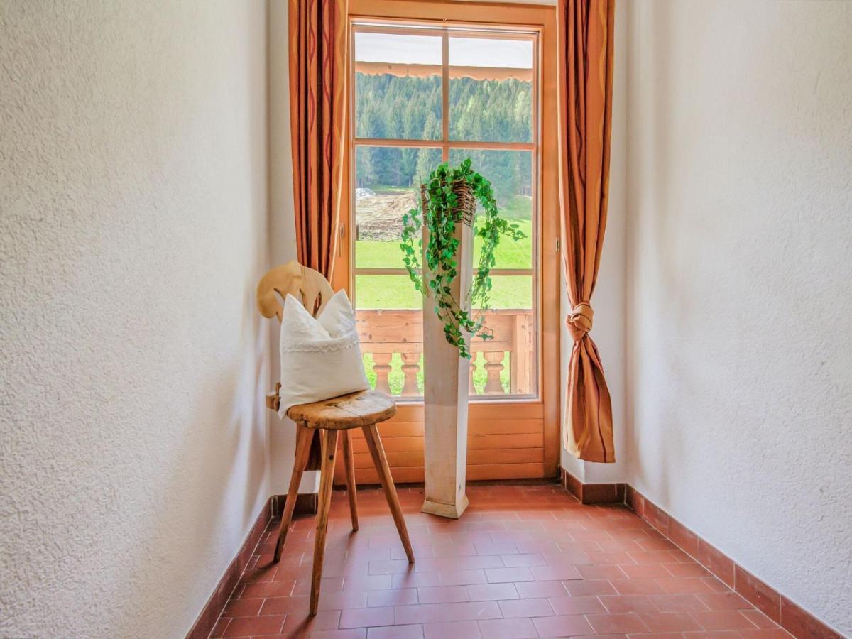 Attractive Apartment In Hainzenberg With Ski Room Extérieur photo